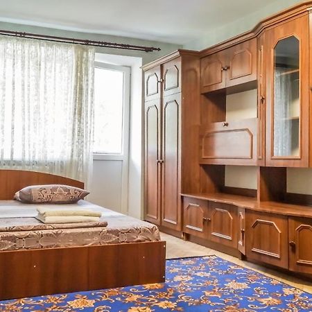 Apartments On Druzhby Narodiv 6 A เคียฟ ภายนอก รูปภาพ