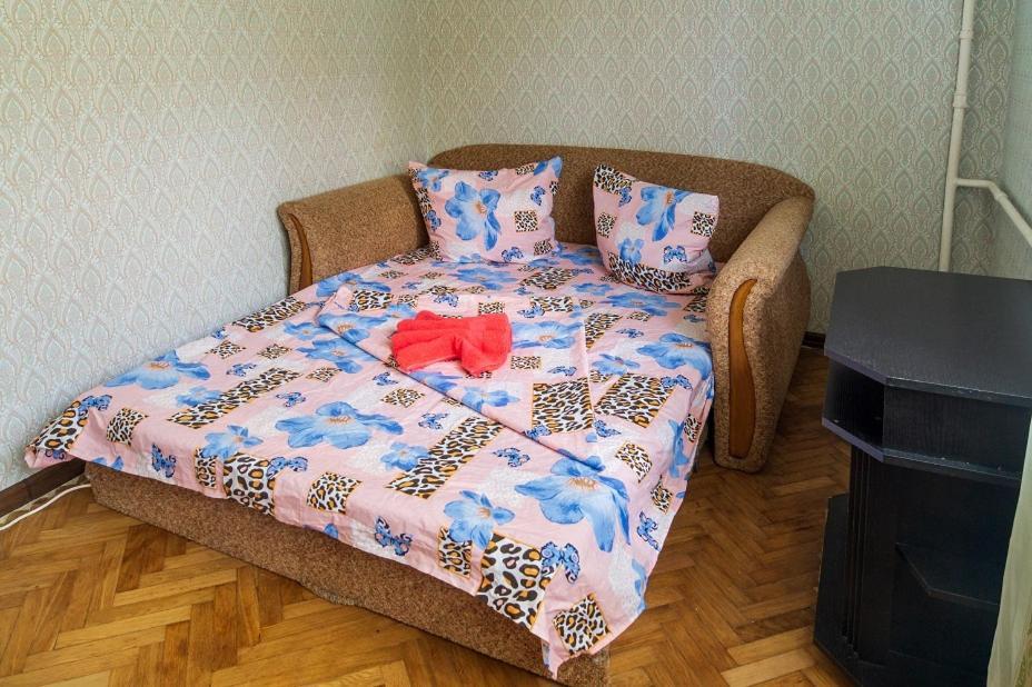 Apartments On Druzhby Narodiv 6 A เคียฟ ภายนอก รูปภาพ